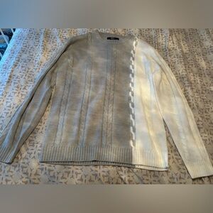 Novamen sweater